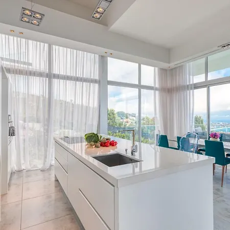 Essenia Villa
